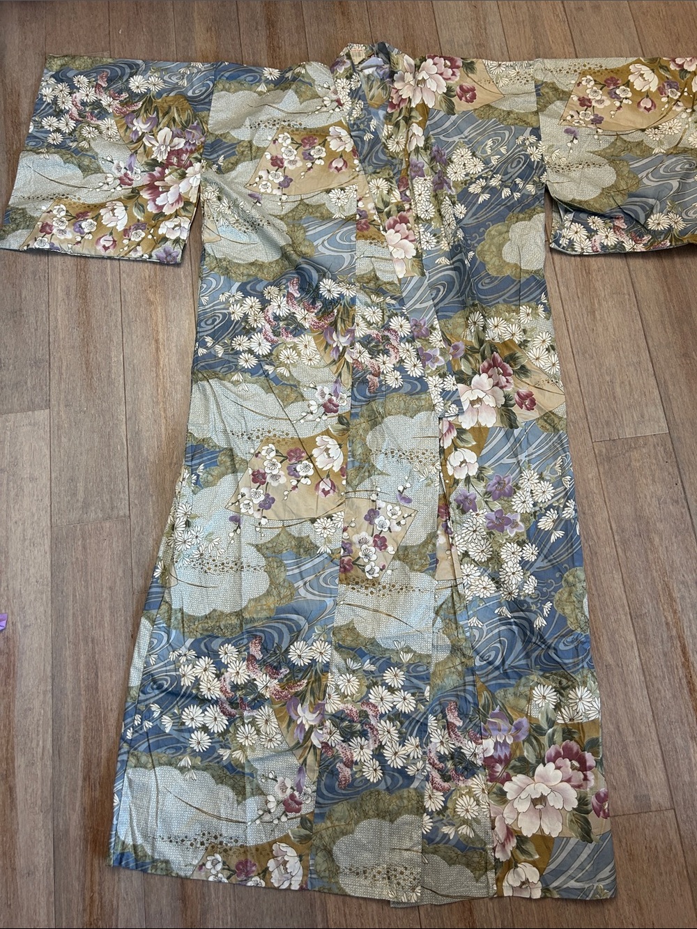 Japanese Cotton Floral Pattern Kimono Robe in Blue, Olive & Cream gold prints